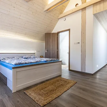 Vinny Sklep U Ilciku Holiday home Mutenice